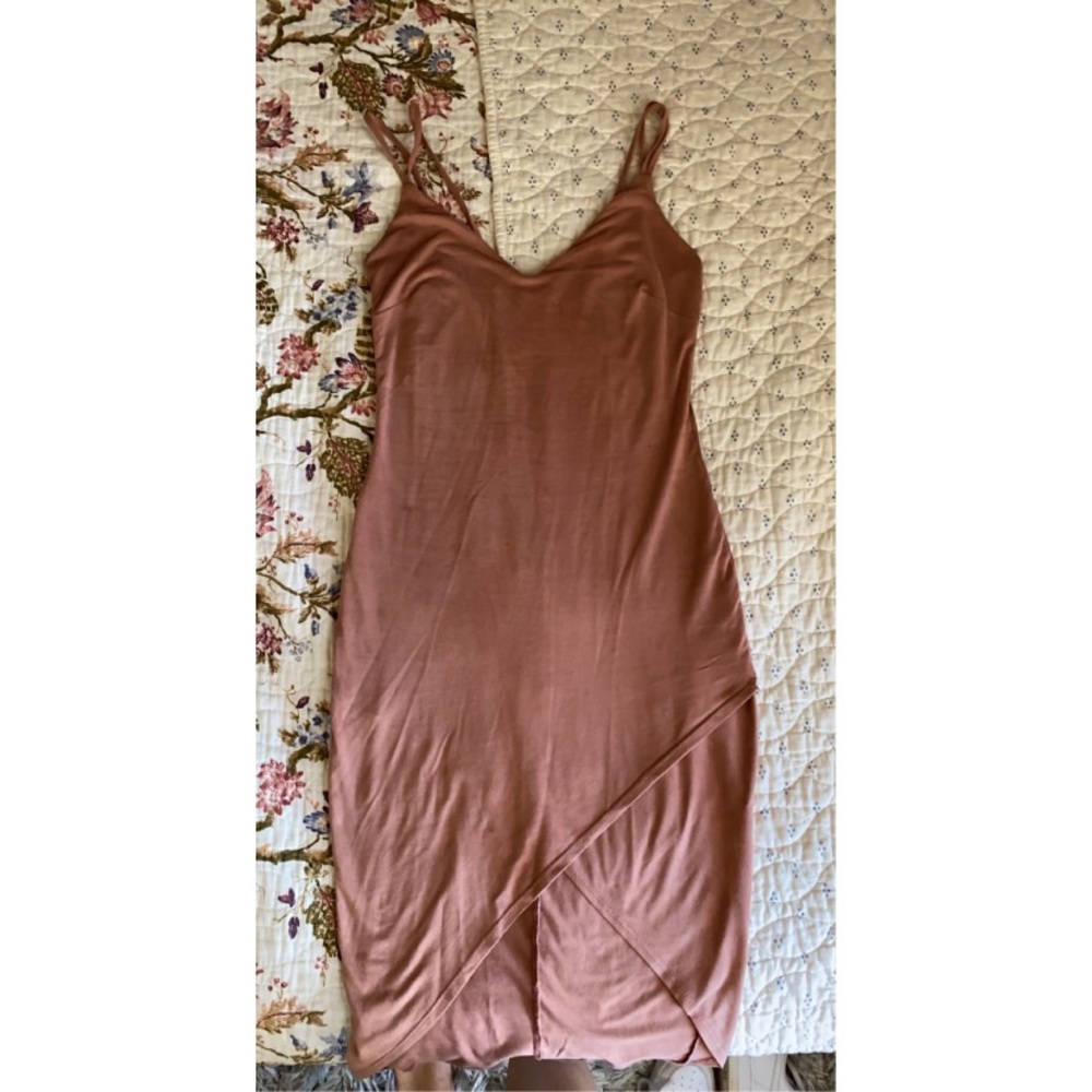 Pink bodycon dress